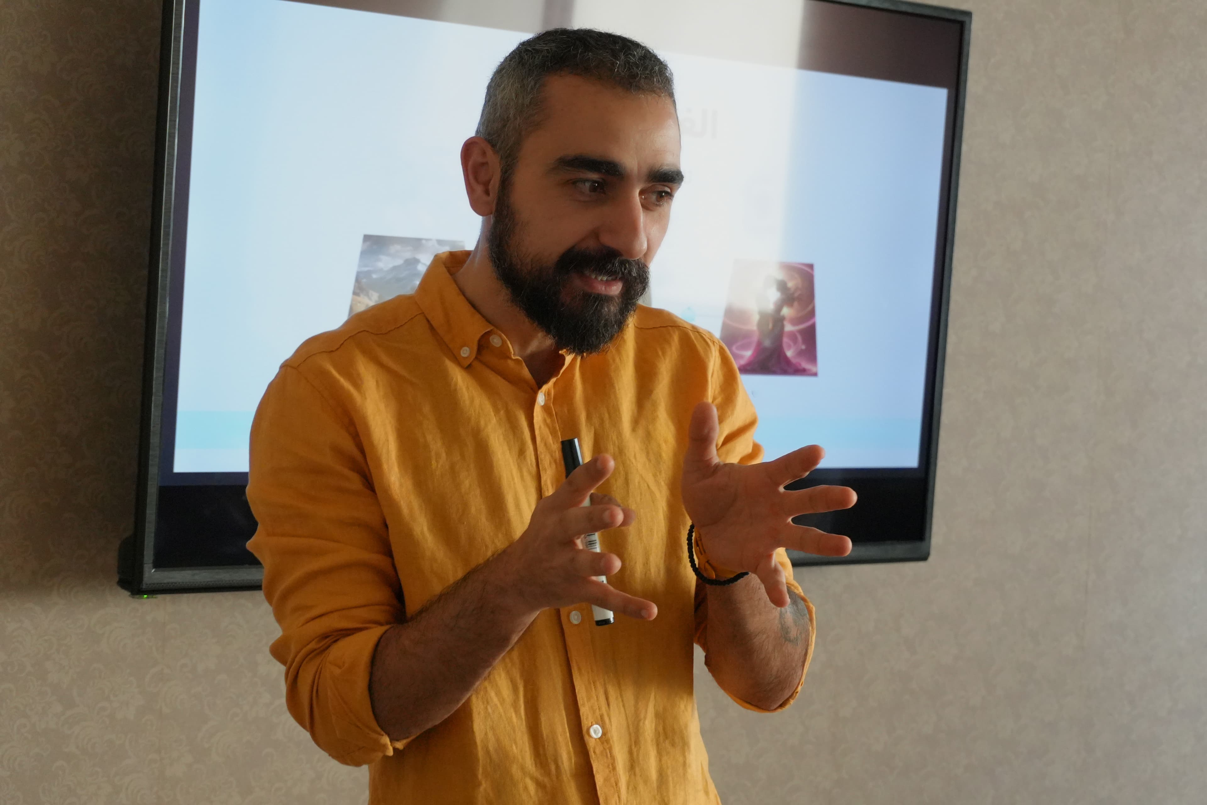 Dr. Daniel Rizk presenting